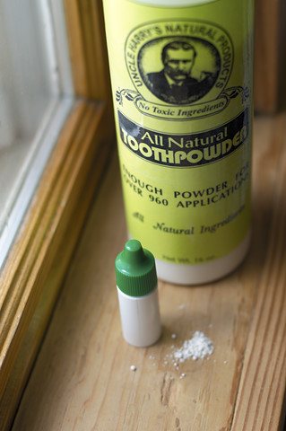 Uncle Harry's Tooth Powder